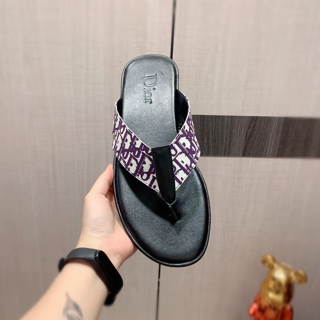 Slippers: New model factory price 220: 🎩🎩🔥🔥《Dior* 》【High·Version】Series of slippers, top purchasing agent🔍🔍Men's 2020 counters are on sale at the same time, imported from Italy, original selected cowhide, exquisite workmanship,), sole: (super comfortable) original factory special supply Original sole, ⚠️Exclusive double-layer movable molded sole, super comfortable⚠️, real shot 🎬The real thing is more beautiful🔍🔍original quality, you can go in and out of the counter at will, 266 positive code 38-44, long-term availability